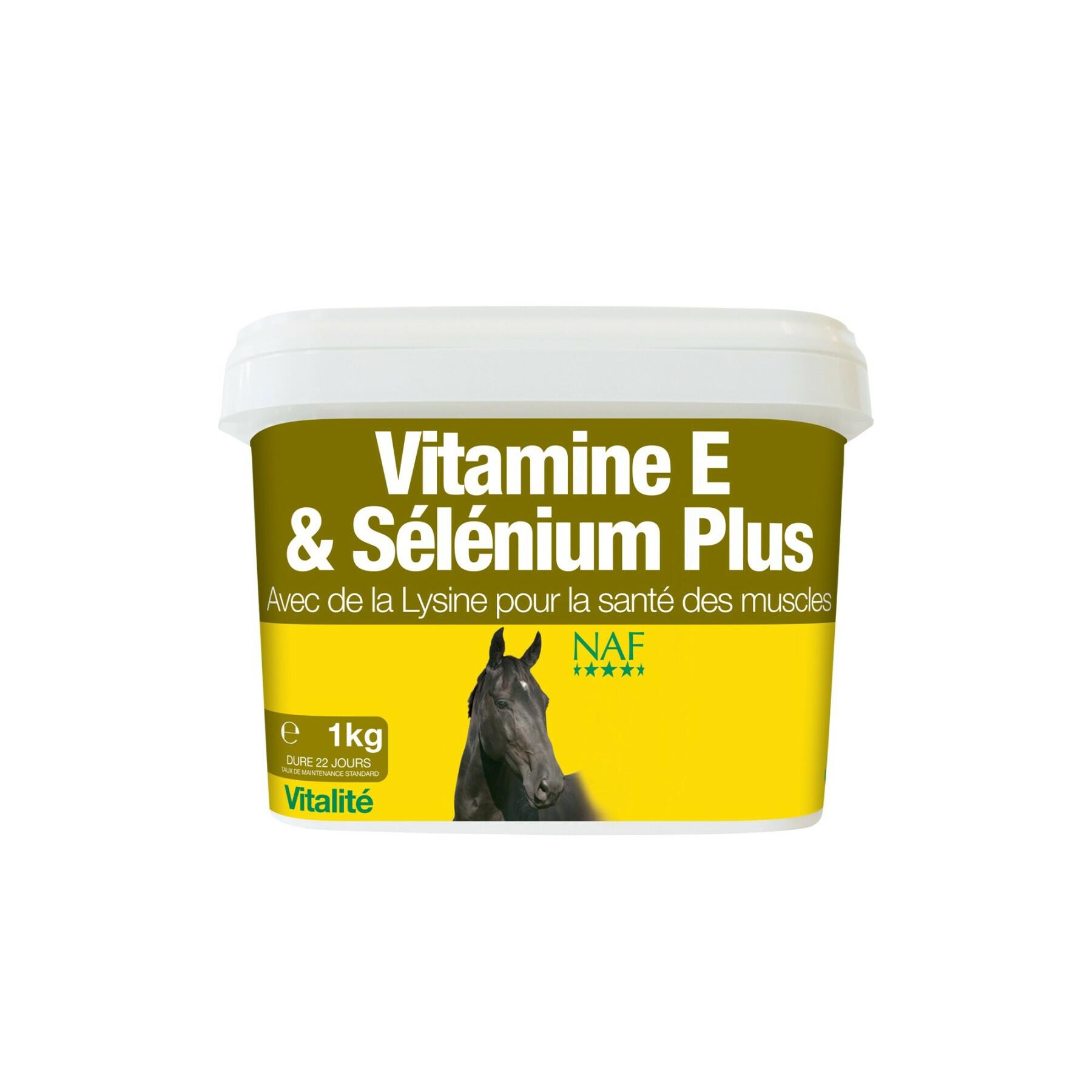 Witaminy i minerały dla koni NAF Vit E - Selenium Plus
